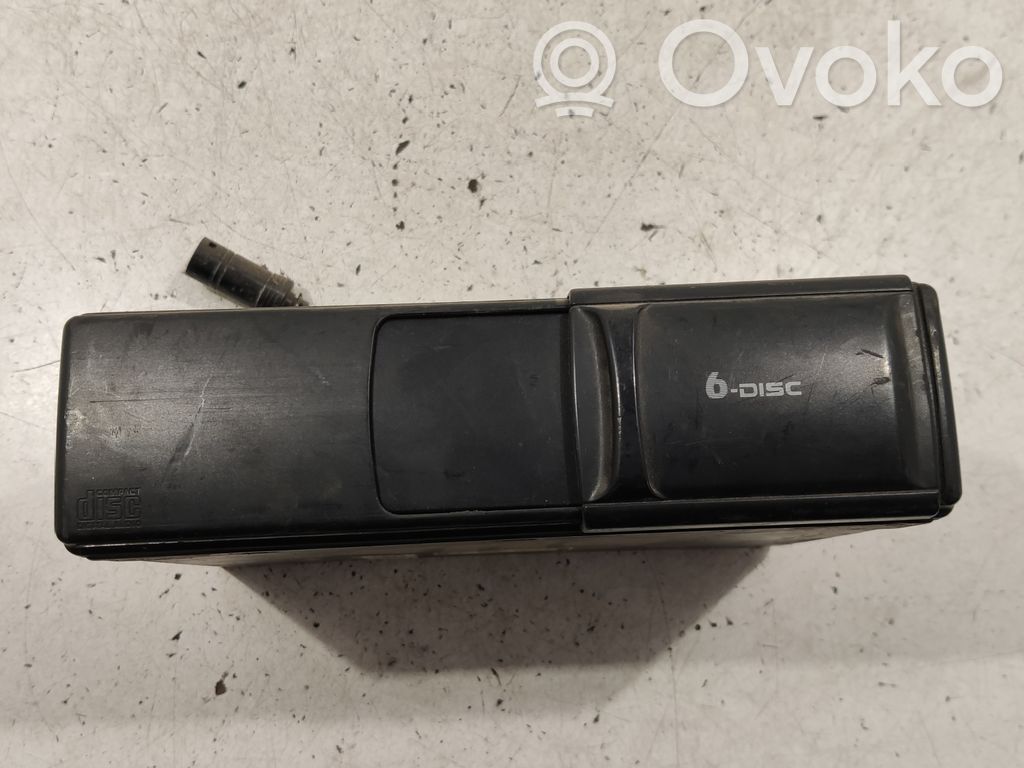 Audi A6 S6 C5 4B CD/DVD keitiklis 