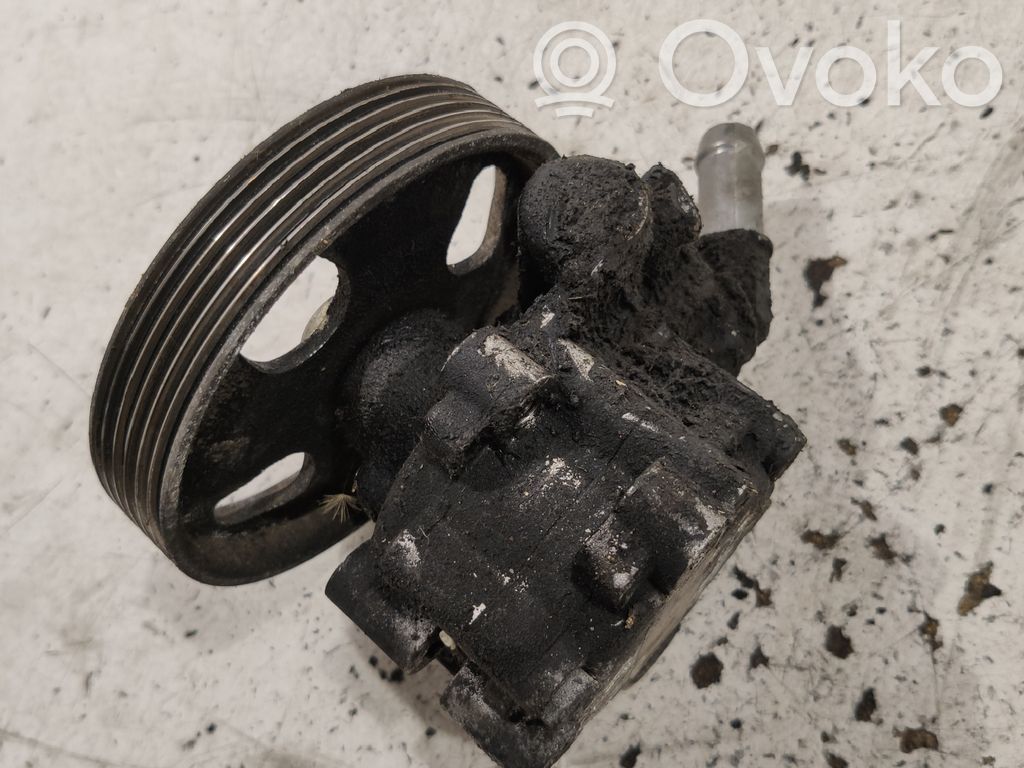 Citroen C5 Power steering pump 