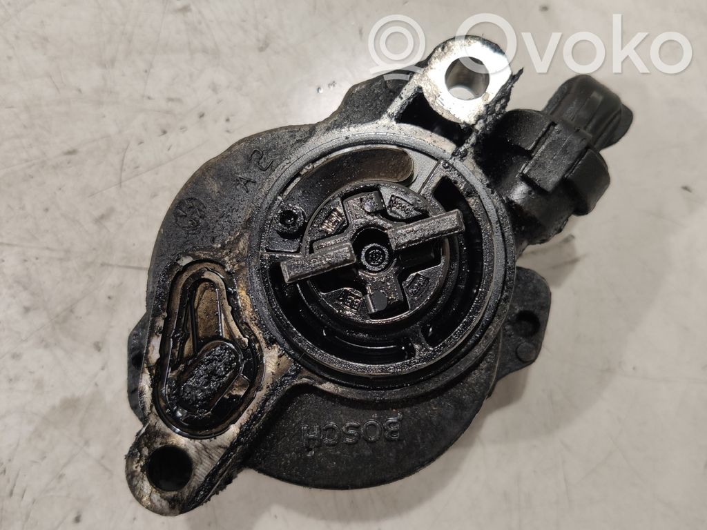 Peugeot 307 Vacuum pump 