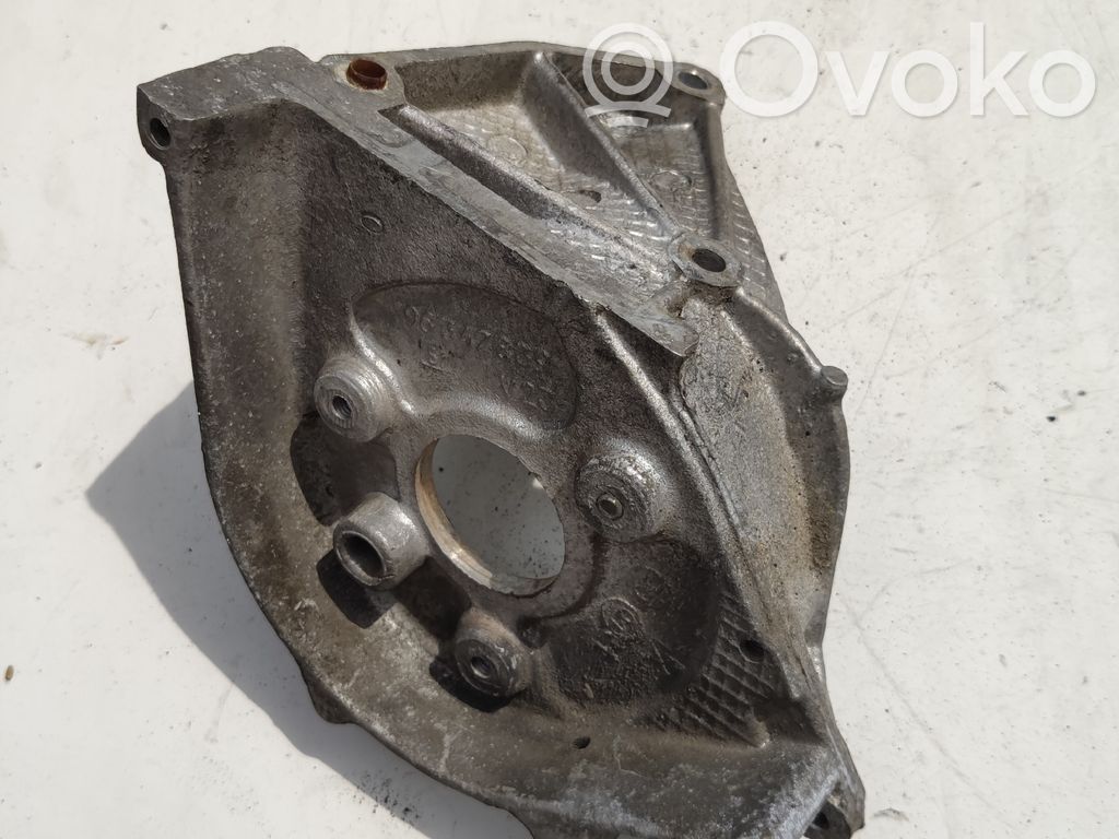 Peugeot 307 Fuel pump bracket 