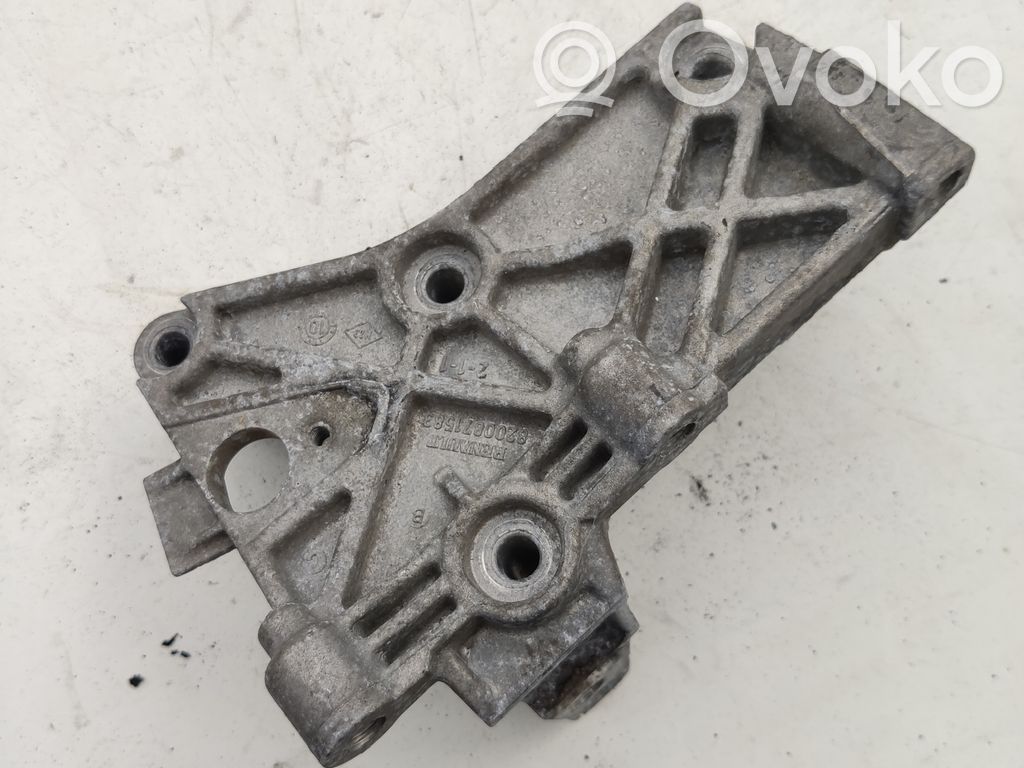 Renault Megane III Engine mounting bracket 