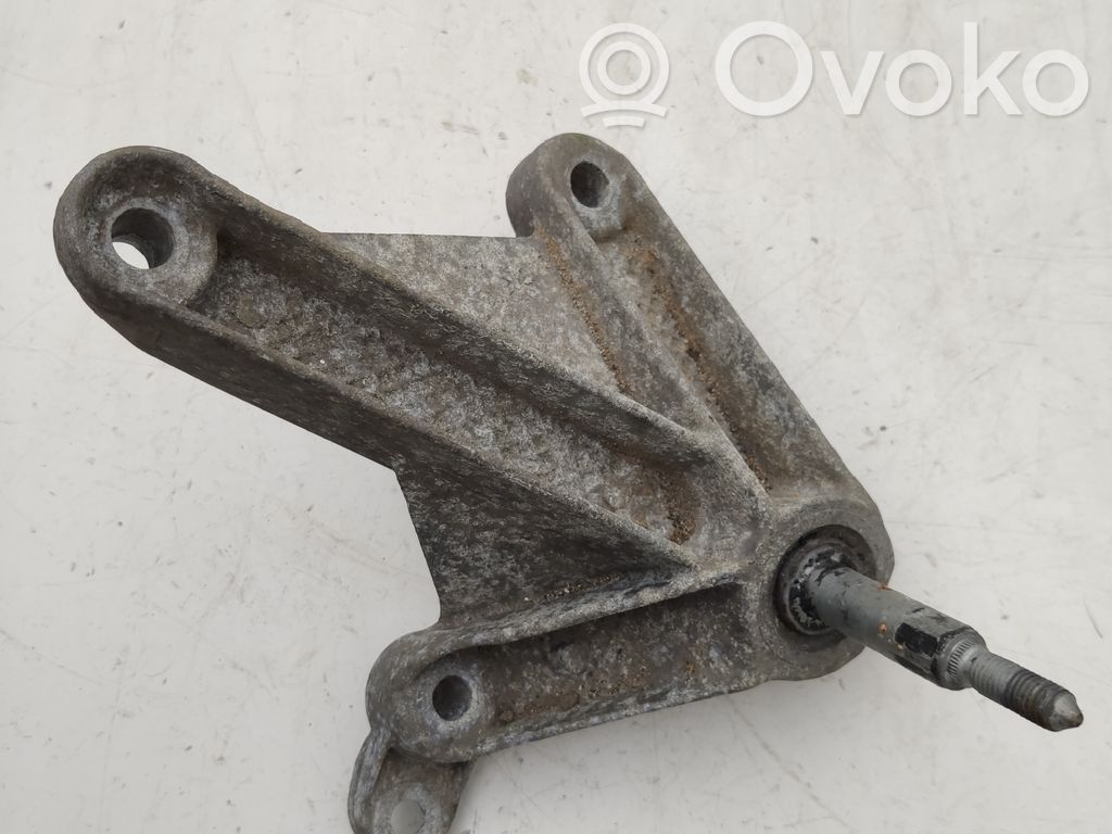 Renault Scenic II -  Grand scenic II Engine mounting bracket 