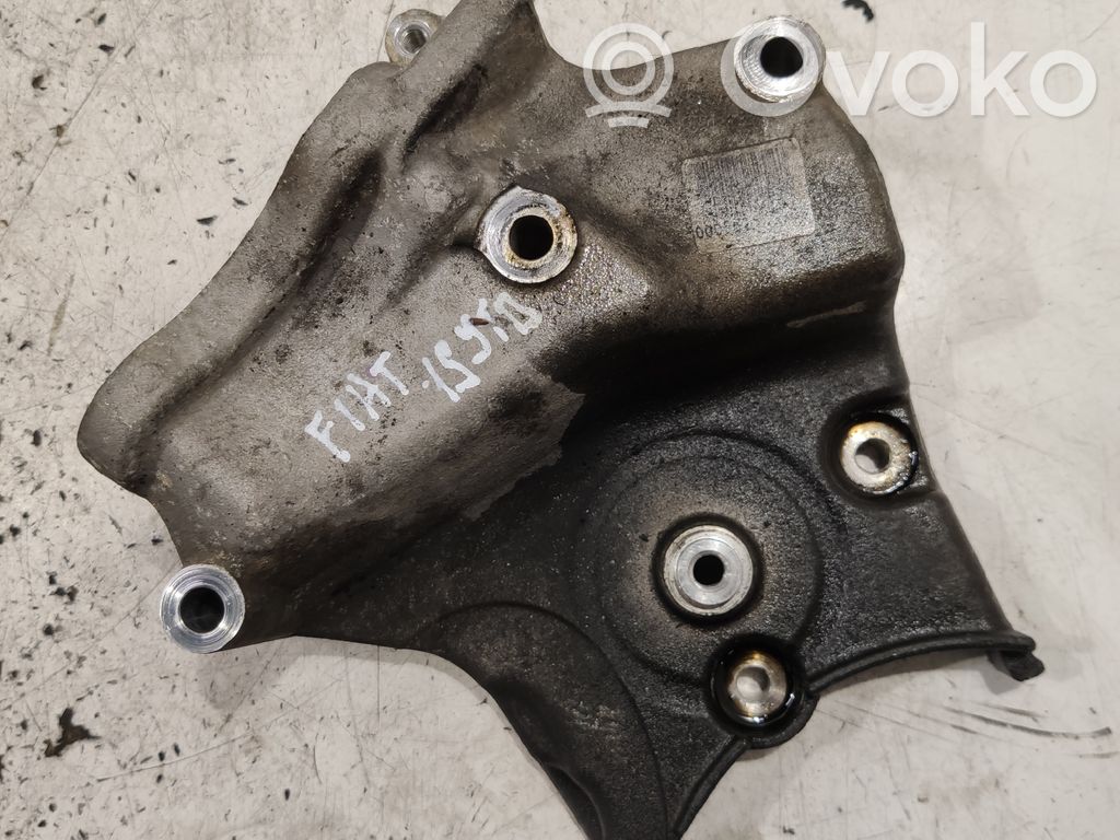 Fiat Croma Engine mounting bracket 