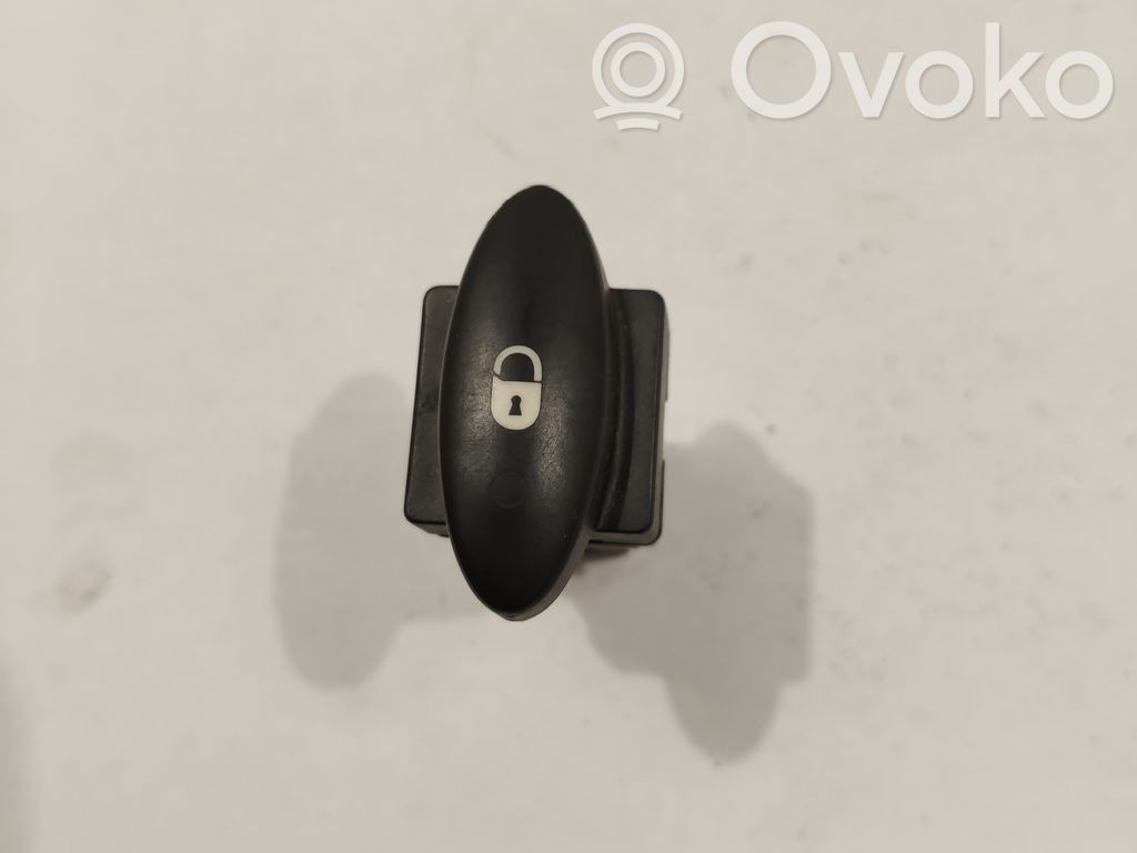 Citroen C5 Central locking switch button 