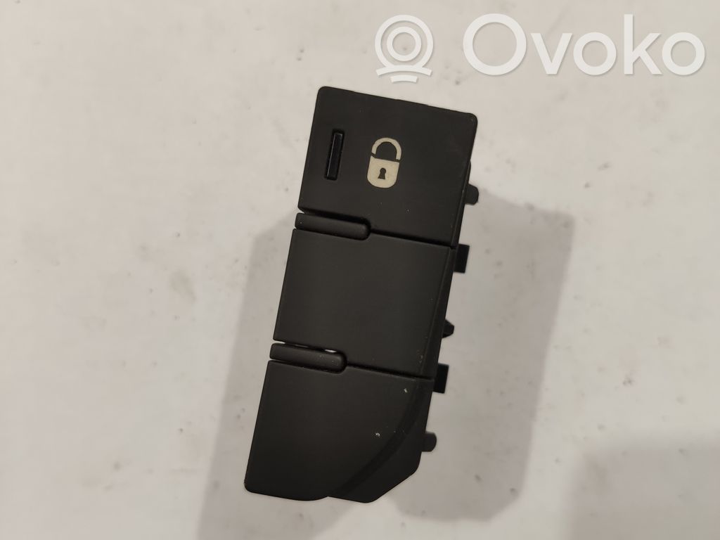 Citroen C5 Central locking switch button 