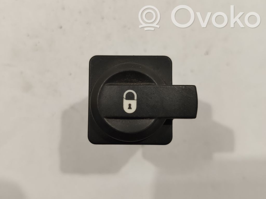 Citroen C4 I Central locking switch button 