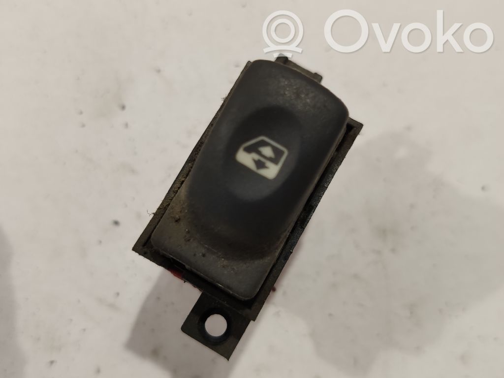 Renault Espace III Electric window control switch 