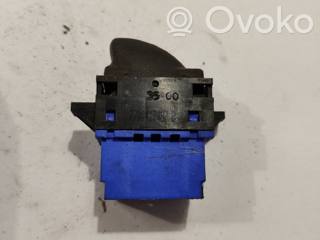 Electric window control switch   7700417487