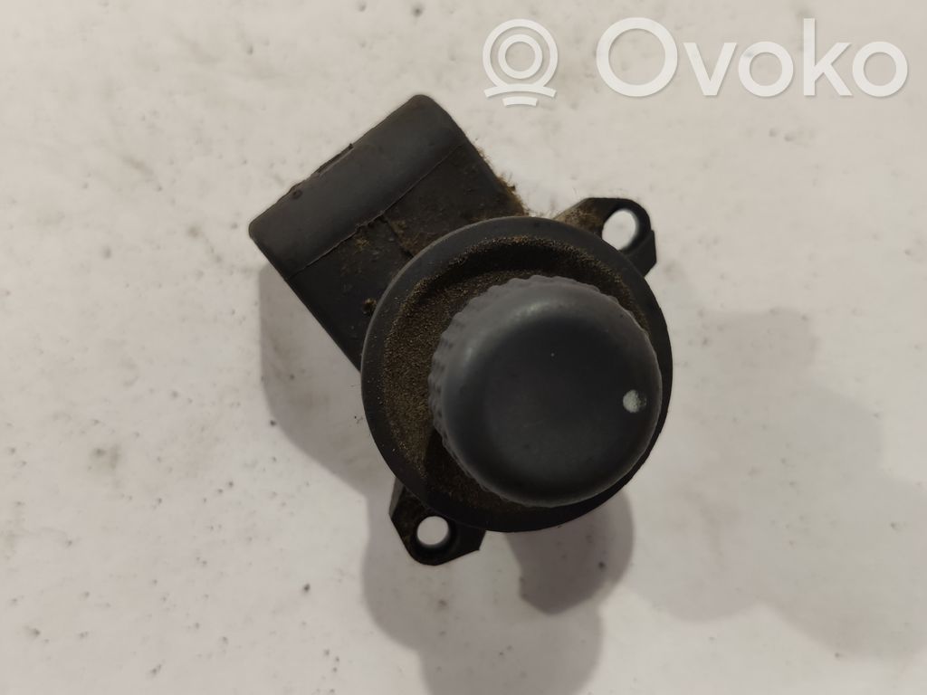 Renault Espace III Wing mirror control module 