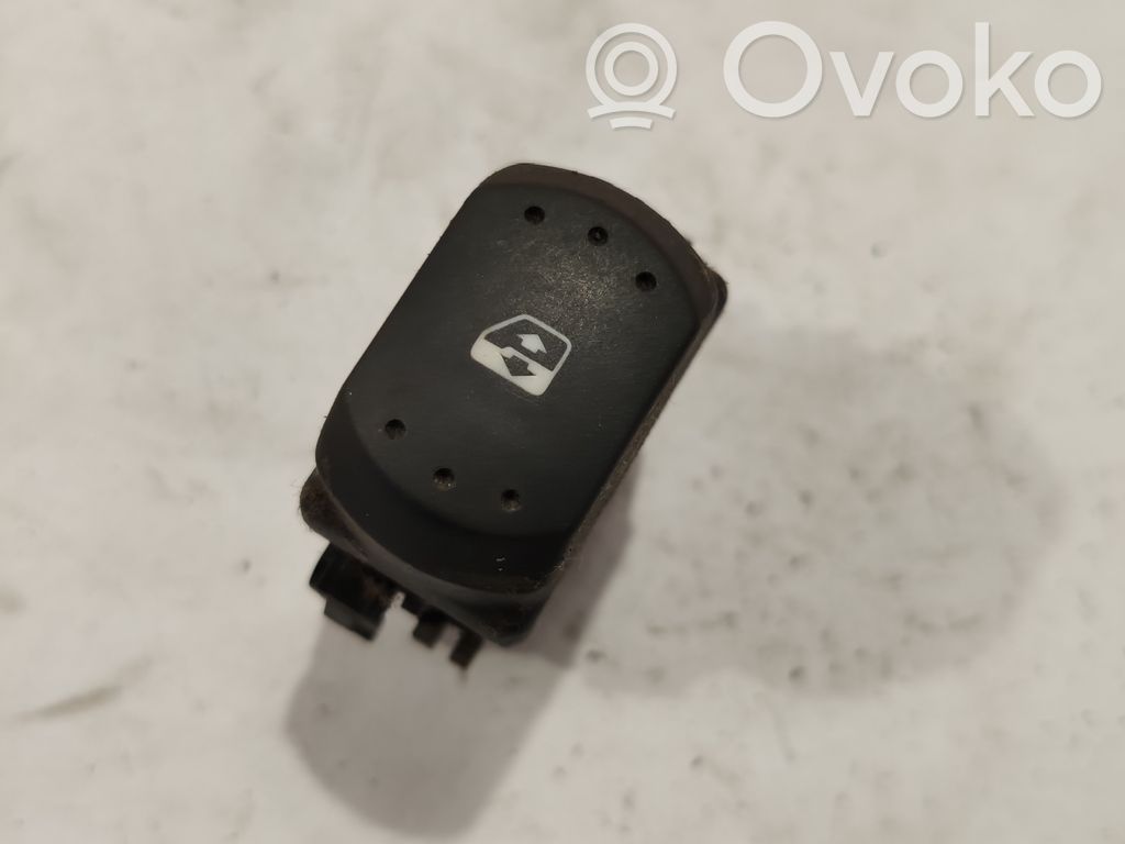 Renault Laguna II Electric window control switch 