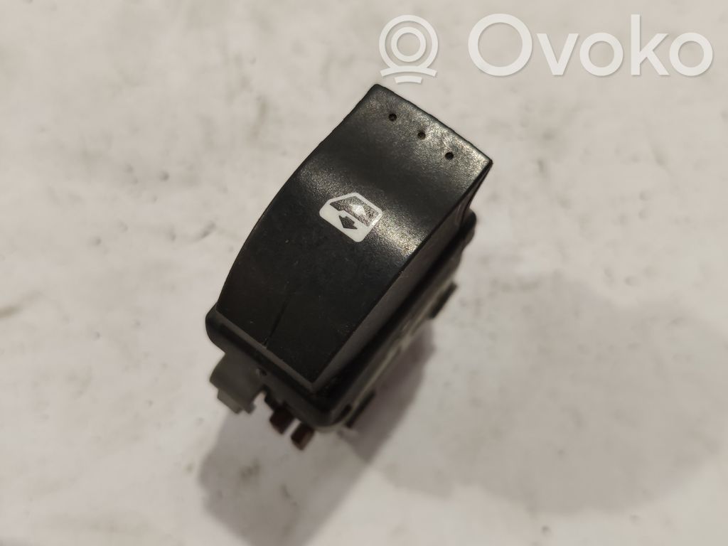 Electric window control switch   220511