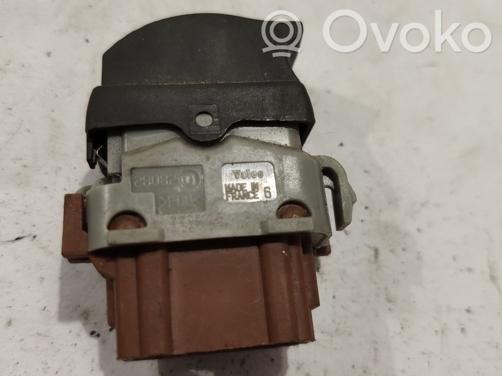 Renault Laguna II Interruptor del elevalunas eléctrico 