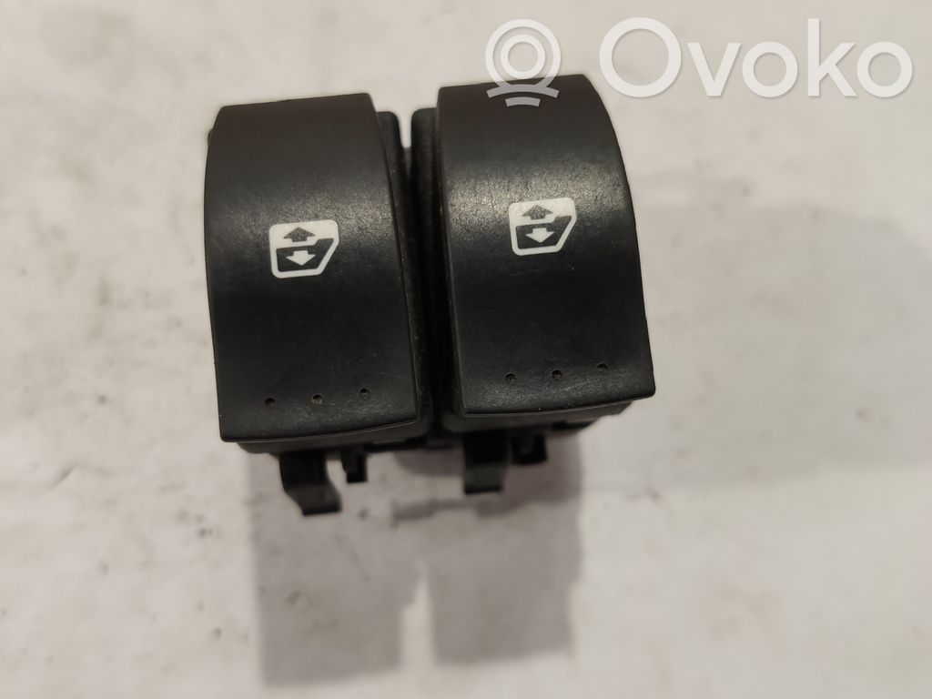 Renault Vel Satis Electric window control switch 