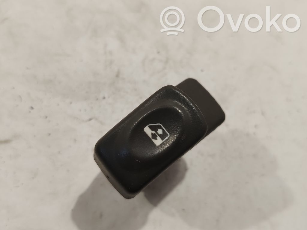 Renault Scenic I Electric window control switch 