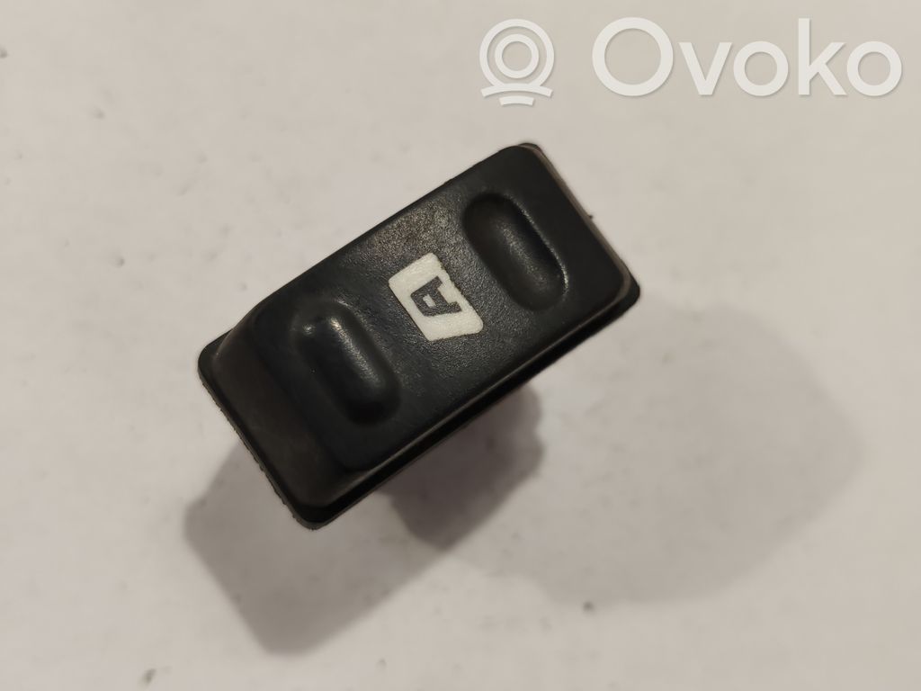 Citroen Xsara Picasso Electric window control switch 