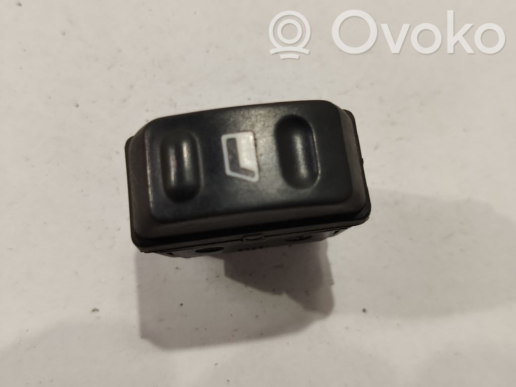 Citroen Xsara Picasso Electric window control switch 