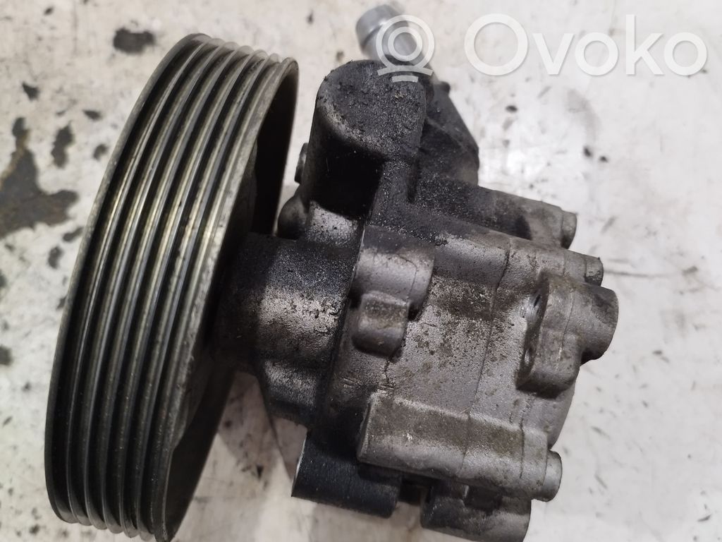 Citroen C5 Power steering pump 