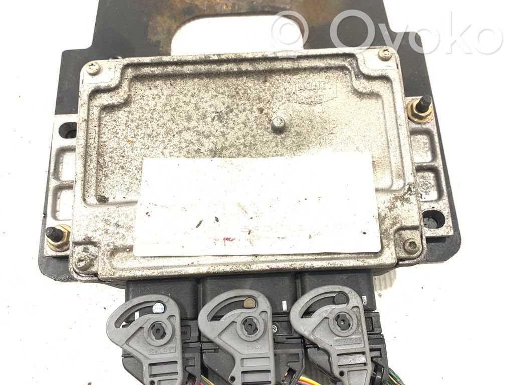 Peugeot 307 Engine control unit/module 