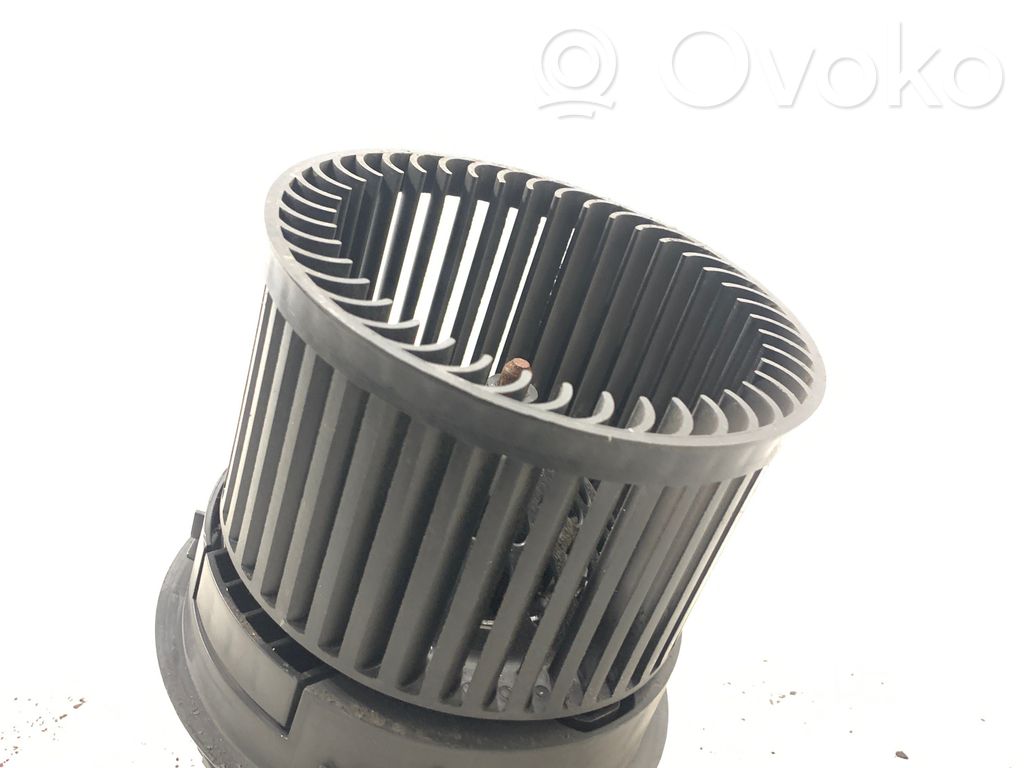 Citroen C4 II Mazā radiatora ventilators 