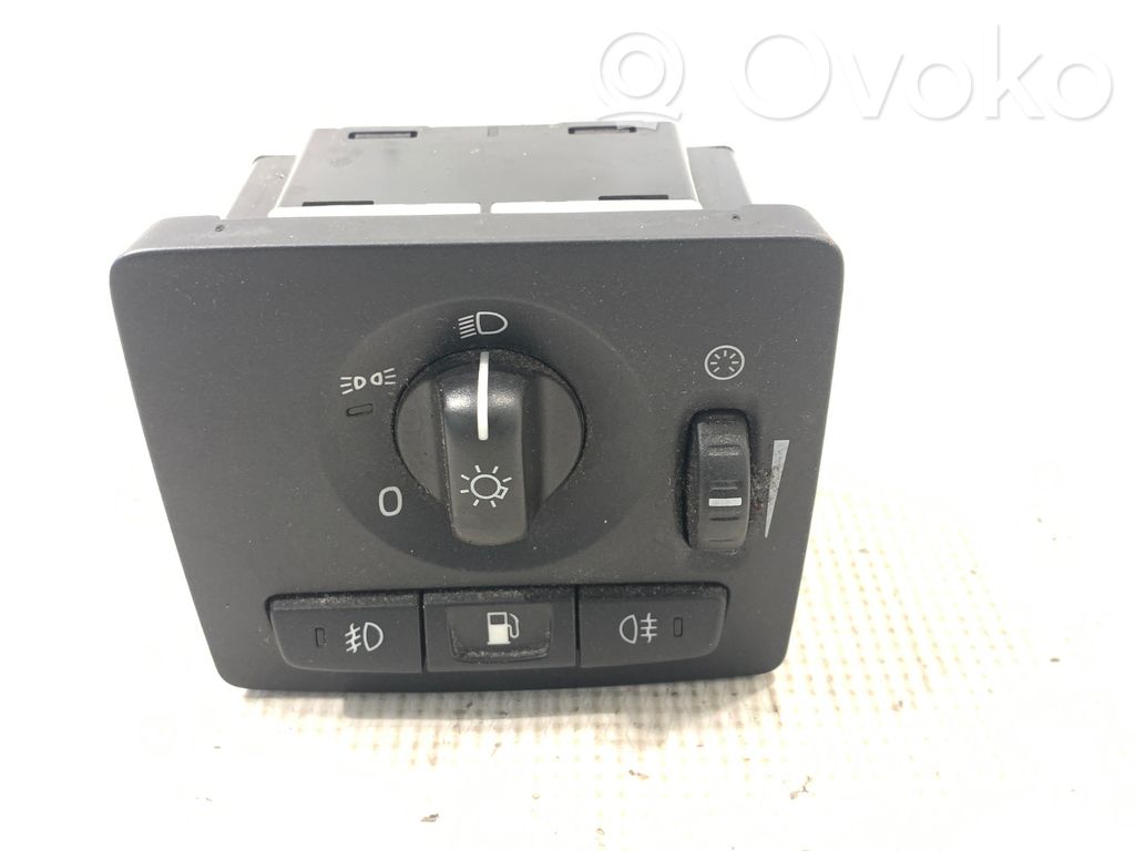 Light switch   30739299,19206,09W44299
