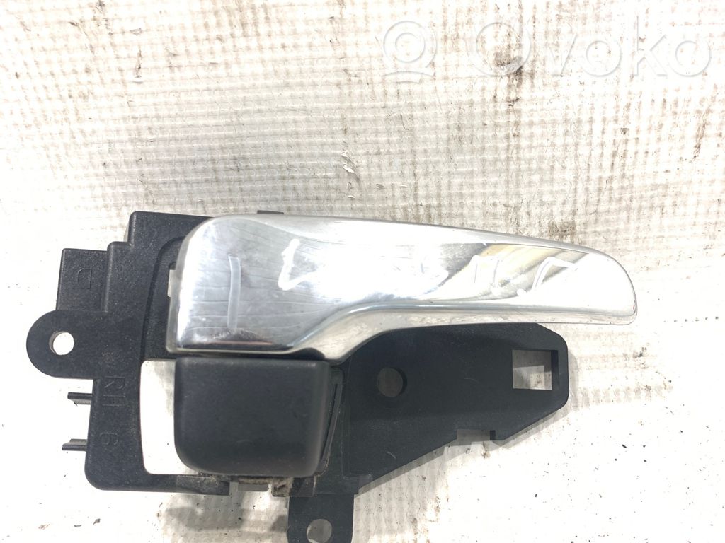 Mitsubishi Lancer X Front door interior handle 