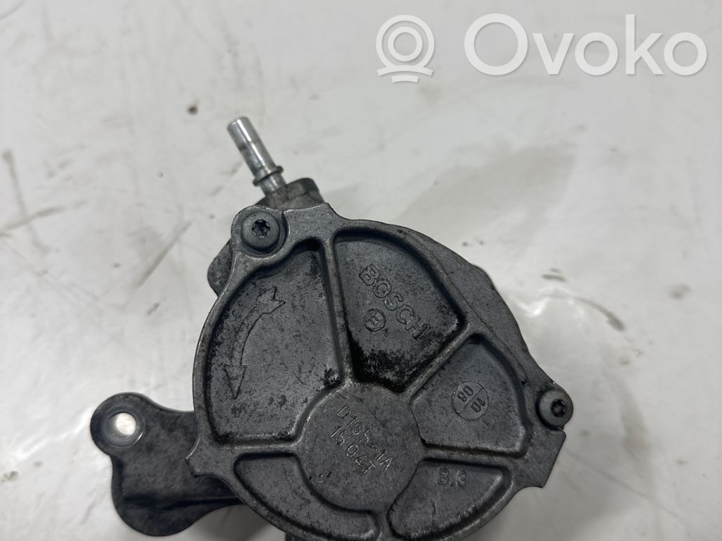Ford Mondeo MK IV Vacuum pump 