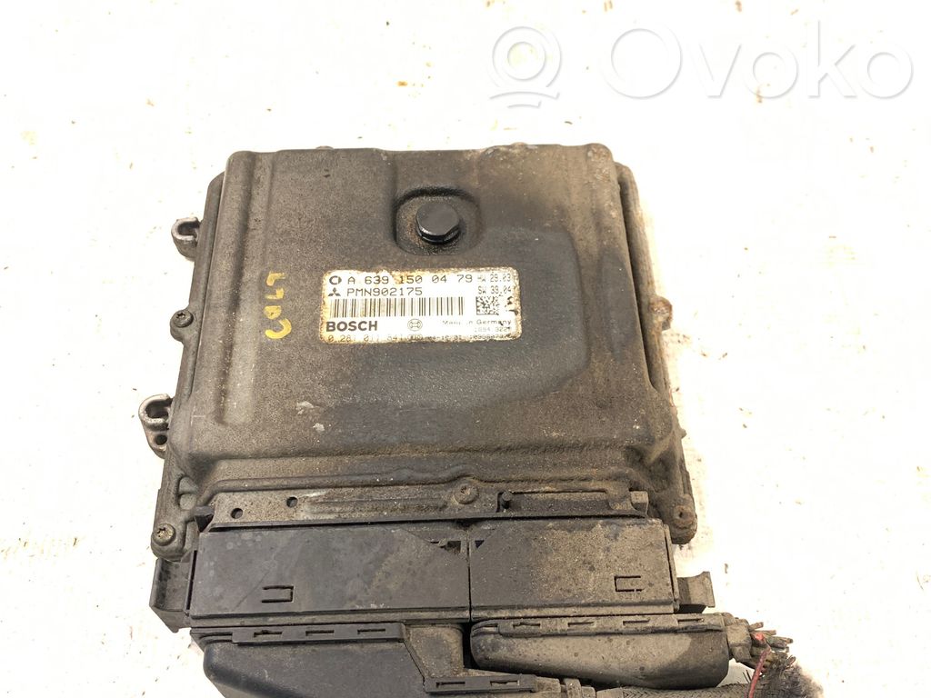 Mitsubishi Colt Engine control unit/module 