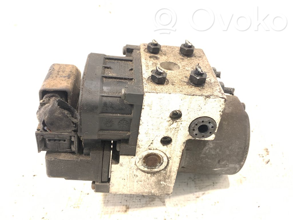 Volkswagen PASSAT B5.5 ABS bloks 