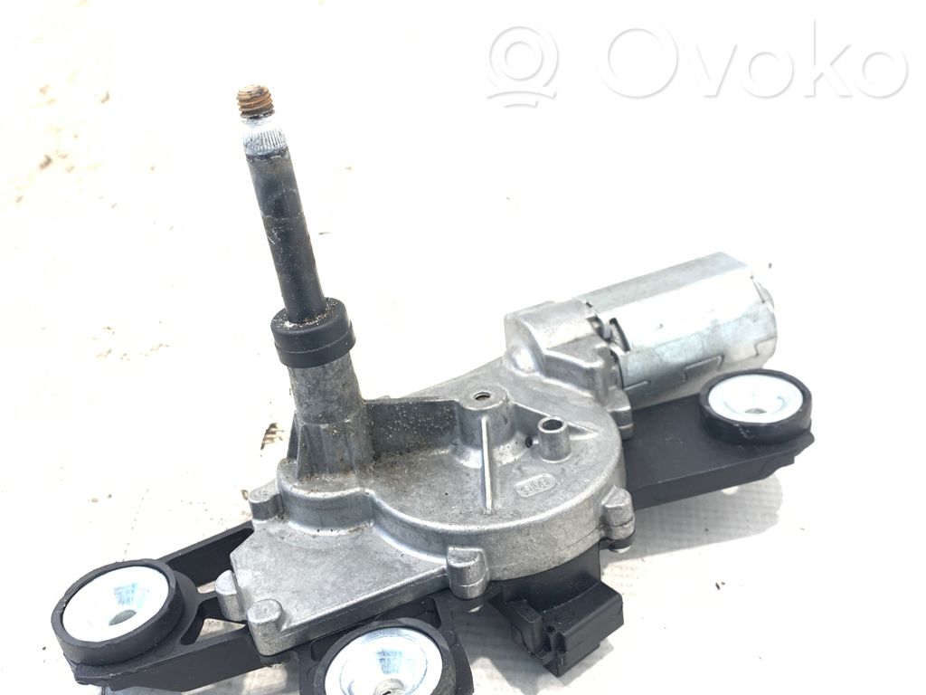 Ford Fiesta Silniczek wycieraczki szyby tylnej 