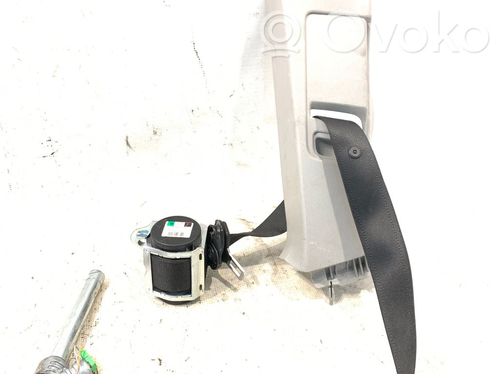 Opel Corsa D Cinturón delantero 