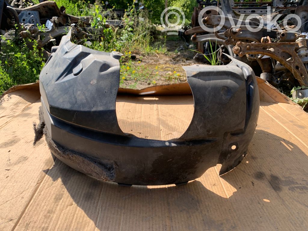 Ford Fiesta Nadkole przednie 