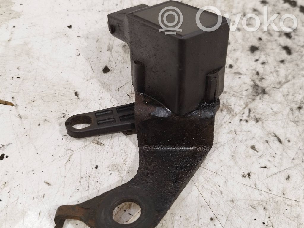 Headlight/headlamp level sensor   3413199