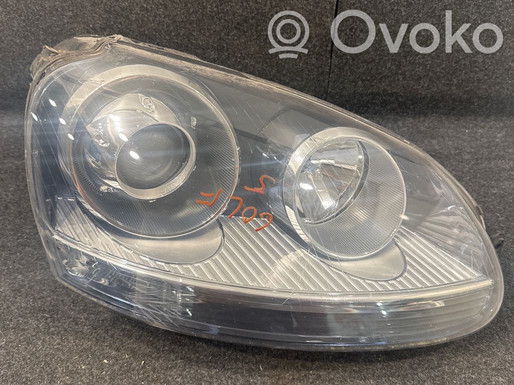 Volkswagen Golf V Lampa przednia 