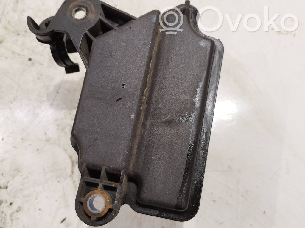Ford Mondeo MK IV Vakuuma gaisa tilpne 