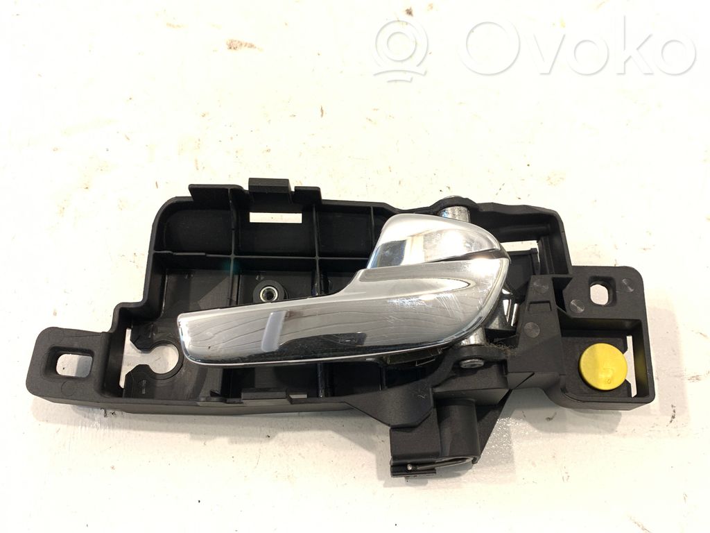 Manecilla interna puerta trasera   6M21U22600BB,7S71A22600