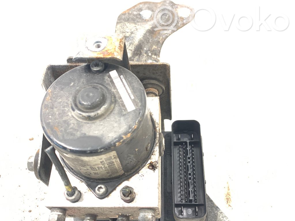 Mitsubishi Grandis ABS bloks 