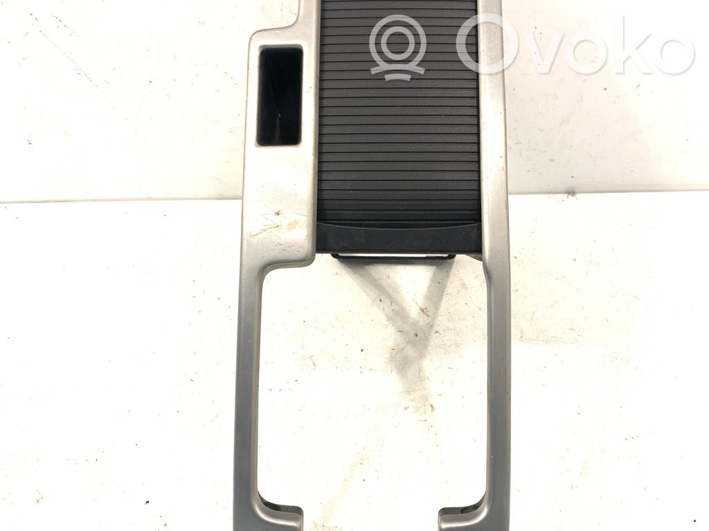 Volvo C30 Otros elementos de la consola central (túnel) 