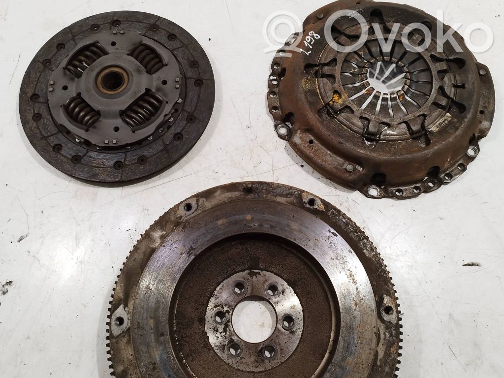 Ford Fiesta Juego de embrague 
