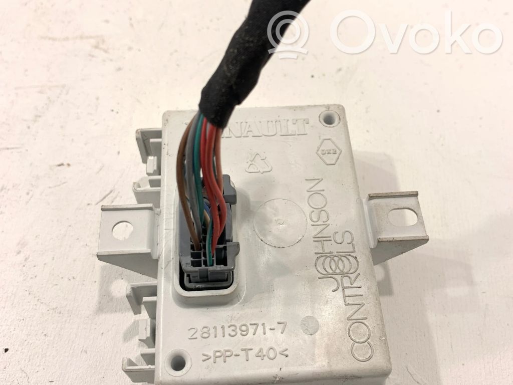 Renault Megane III Moduł / Sterownik GPS 