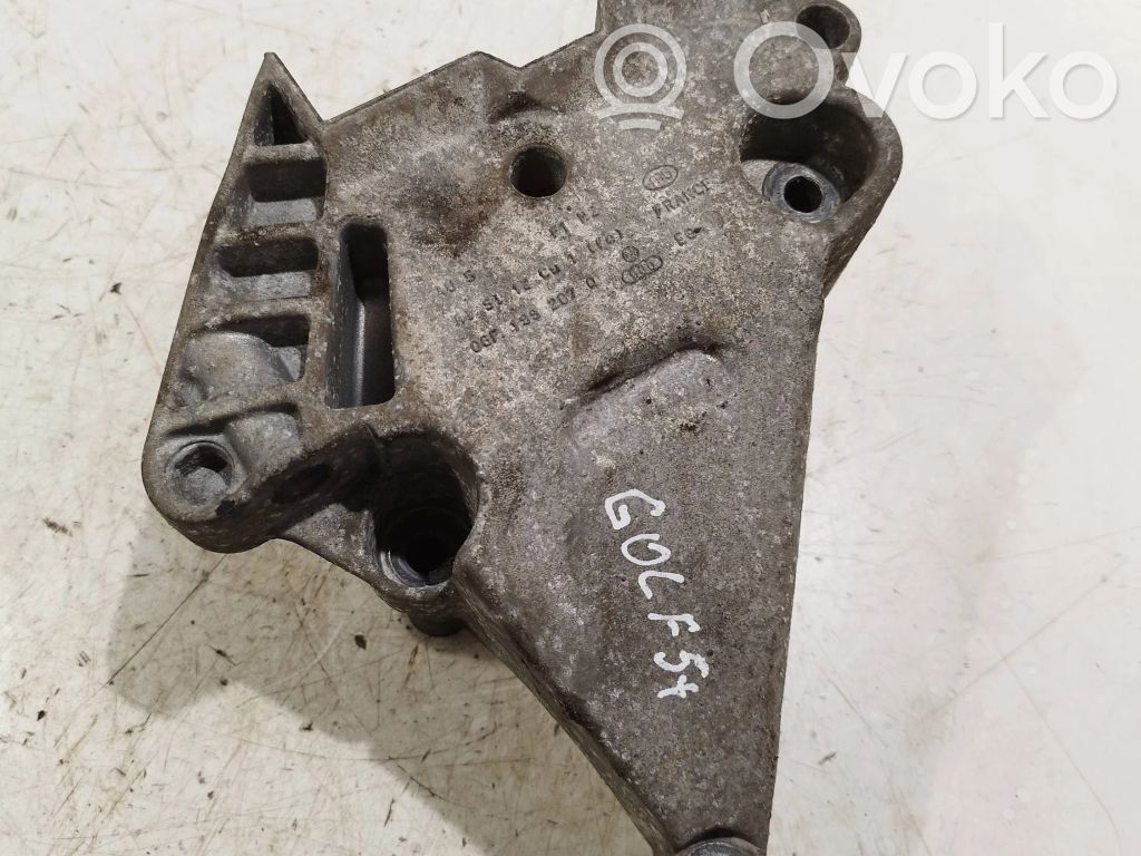 Volkswagen Golf Plus Engine mounting bracket 