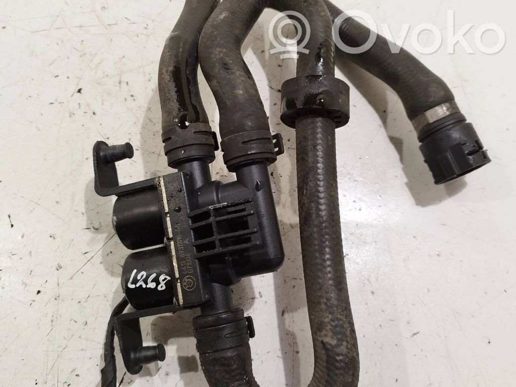 BMW 5 E60 E61 Apsildes radiatora vārsts (-i) 