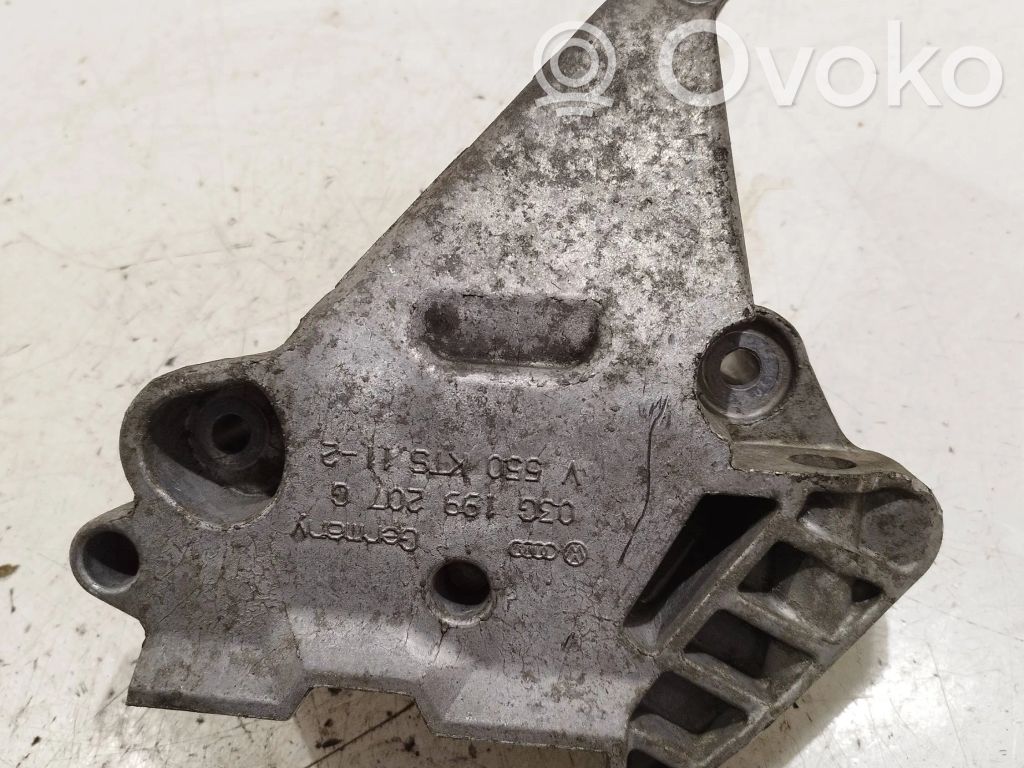 Volkswagen Golf V Engine mounting bracket 