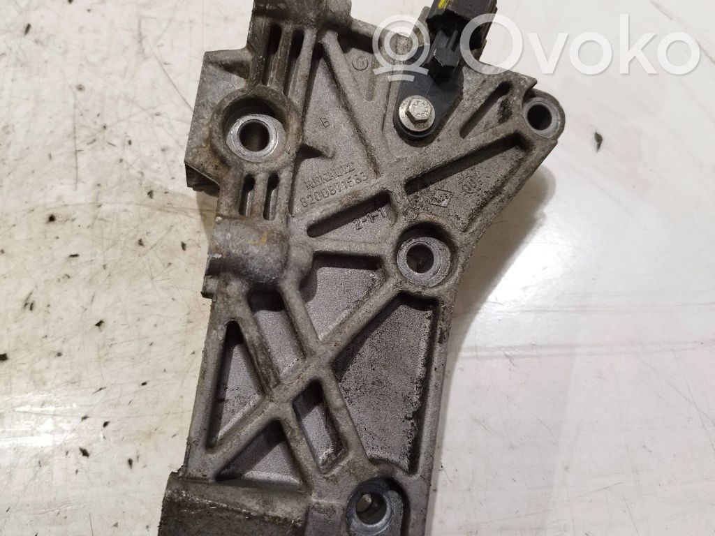 Renault Kangoo II Engine mounting bracket 