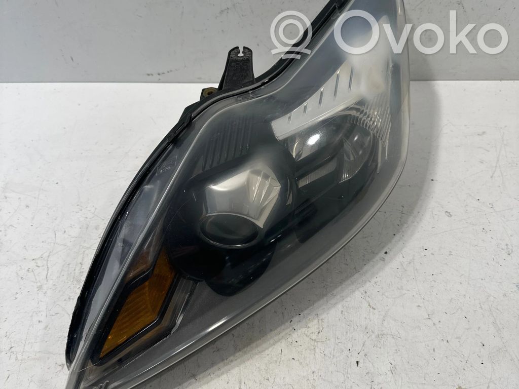 Ford Focus Headlight/headlamp 