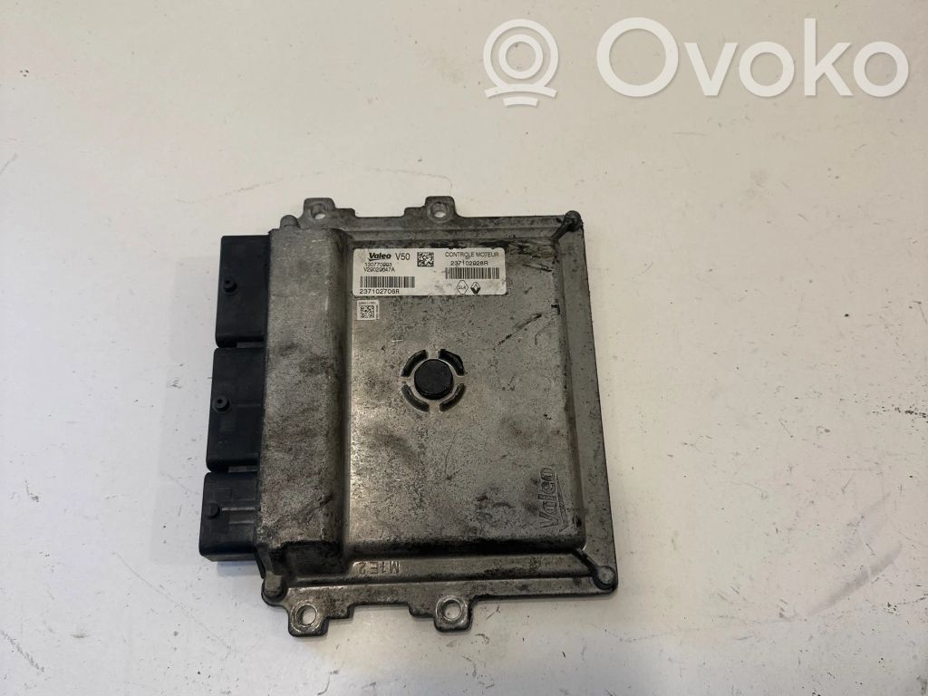 Renault Clio IV Engine control unit/module 