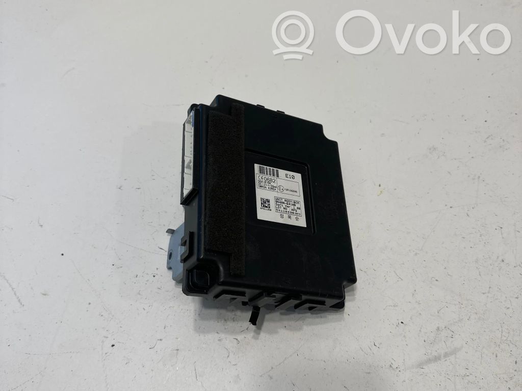 KIA Soul Przetwornica napięcia / Moduł przetwornicy 