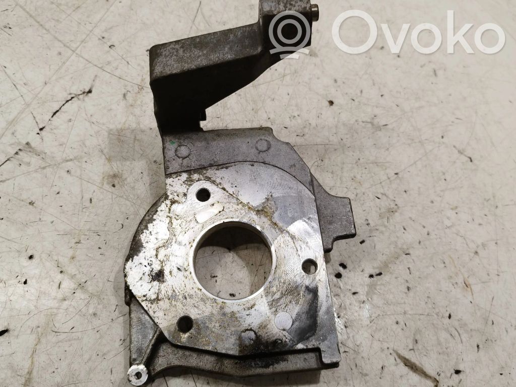 Peugeot 308 Engine mounting bracket 