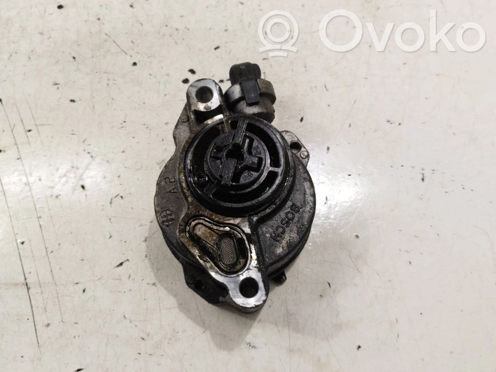 Peugeot 308 Vacuum pump 