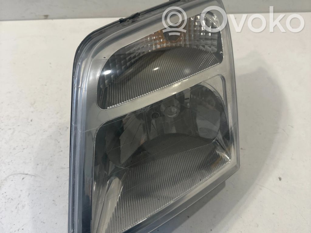Ford Connect Headlight/headlamp 