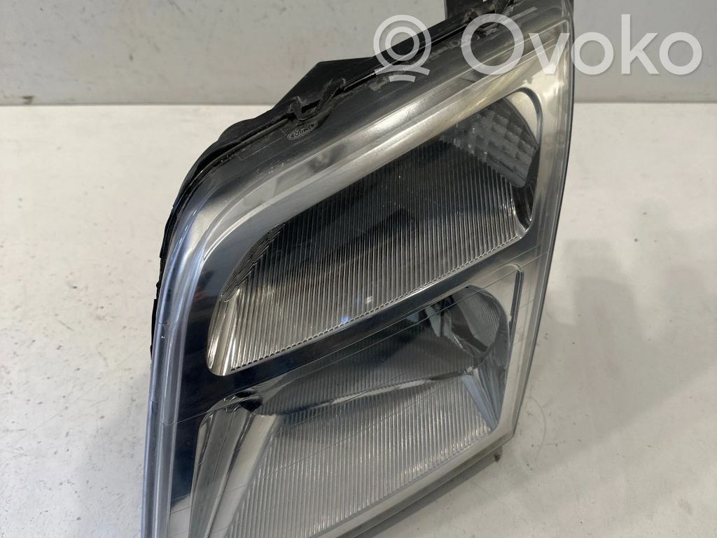 Ford Connect Headlight/headlamp 
